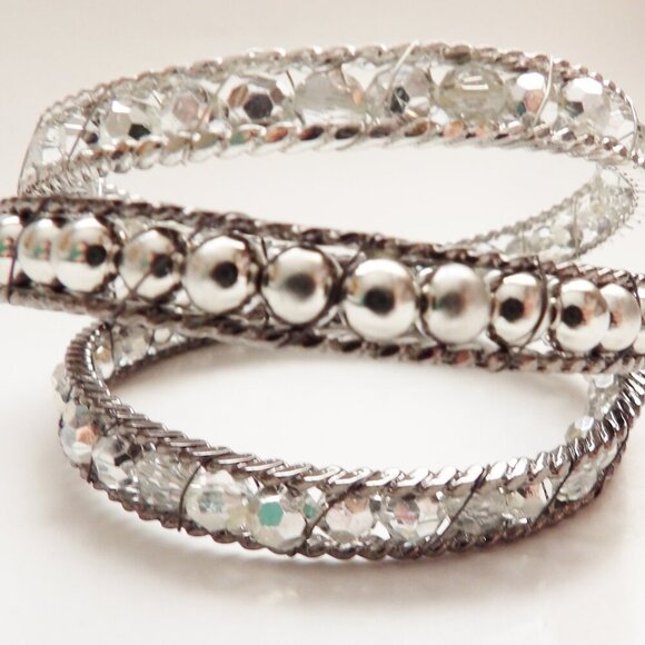 Cookie Lee Set of 3 Stackable Bangle Bracelets NWT Size M/L - Picture 5 of 9